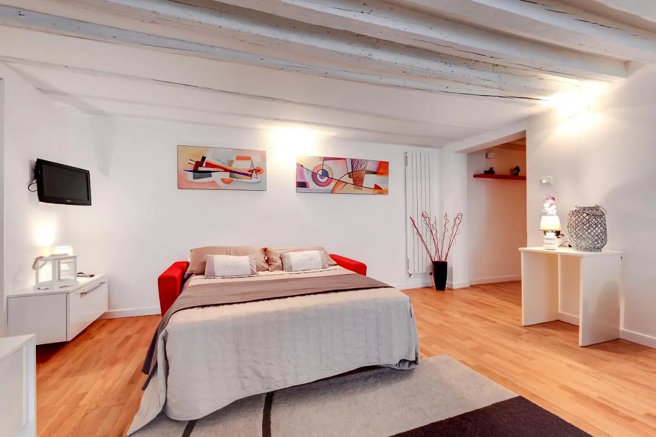 Appartement Cannaregio Canal View - Marco Polo By Wonderful Italy Venise