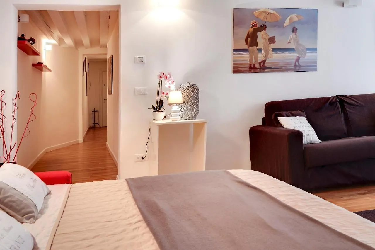 Apartment Cannaregio Canal View - Marco Polo By Wonderful Italy Venice